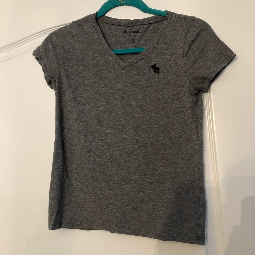 Grey Abercrombie T-shirt